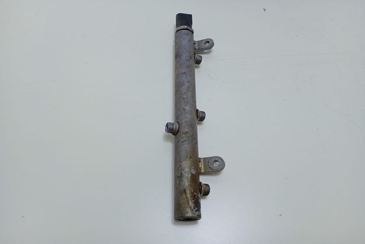 Rampa injectoare  A6420700695 Mercedes-Benz CLS-Class C219 seria