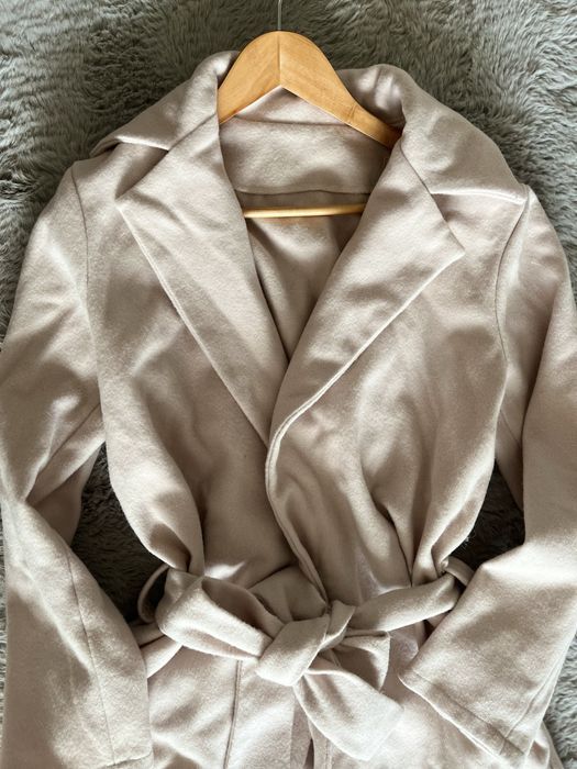 Ново палто 100% вълна