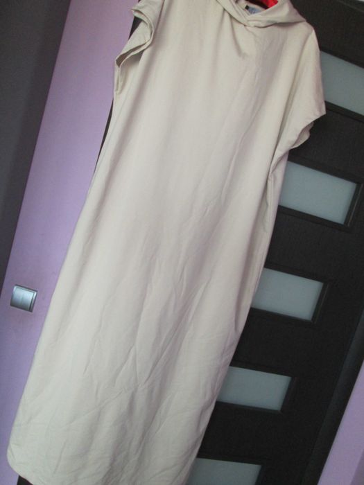 rochie lunga cu gluga