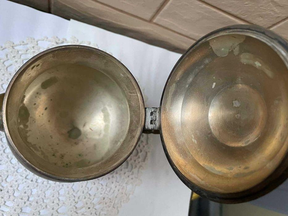 Красив месингов чайник от Англия, масивен и здрав