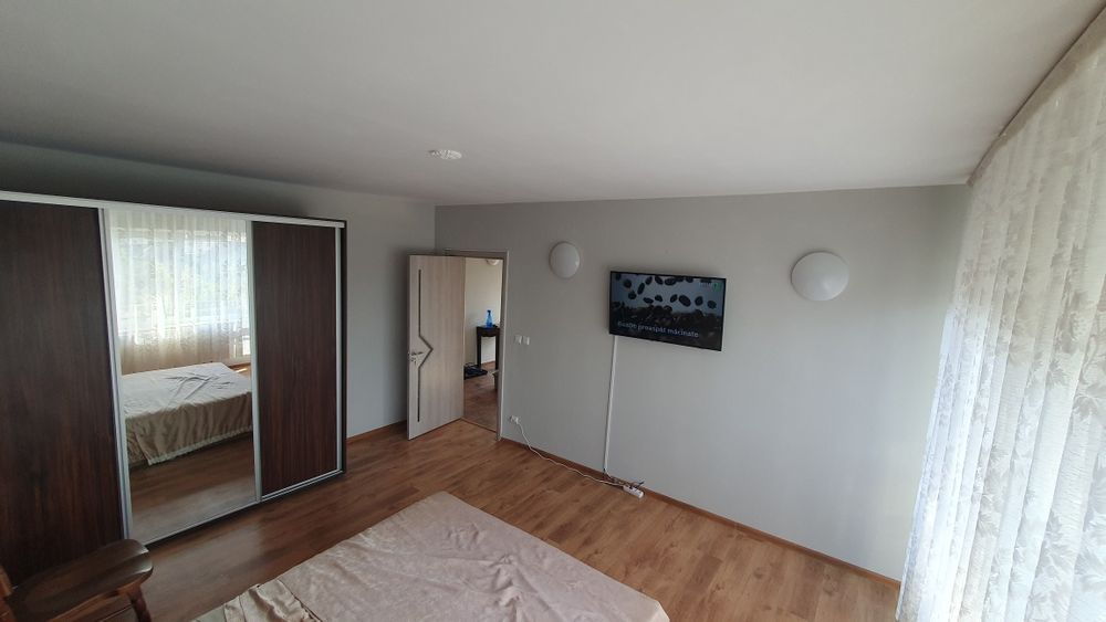 Casa de inchirait lakeside ovidiu sud