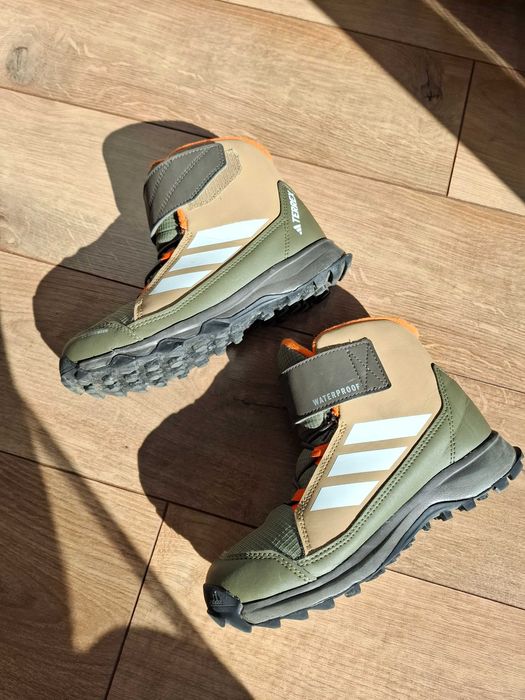 Детски ботуши Adidas Terex