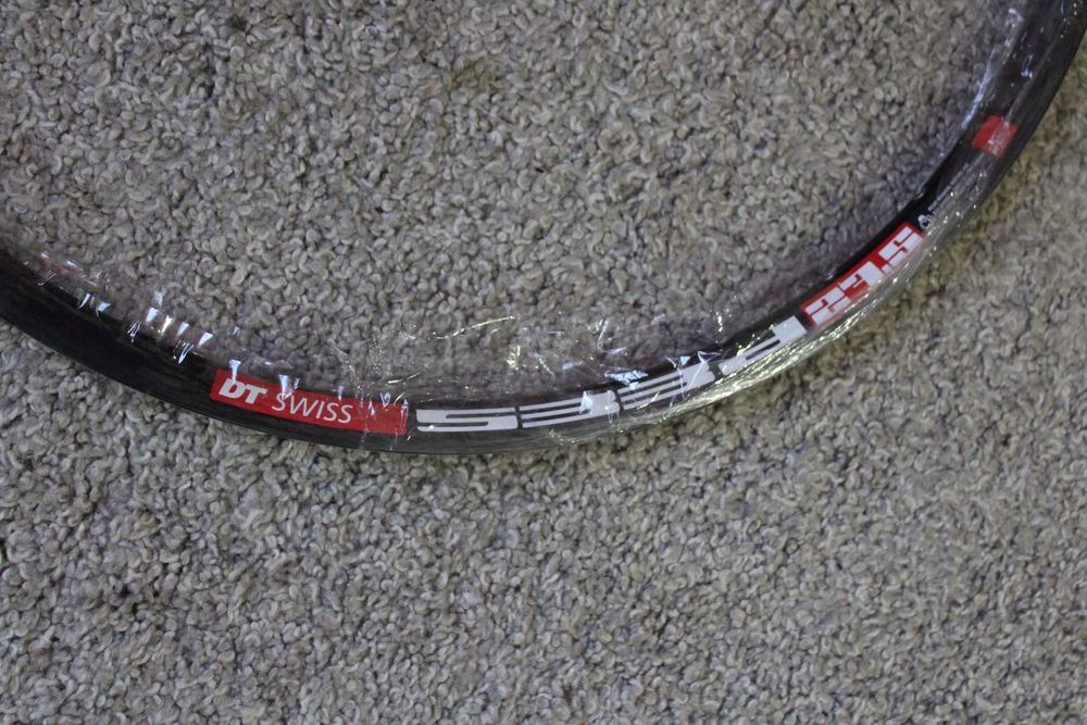 Janta bicicleta DT Swiss 533D Disc 32 gauri - 27.5 inch