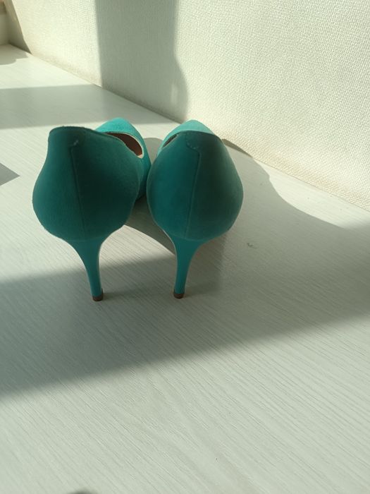 Вечерние  новые туфли