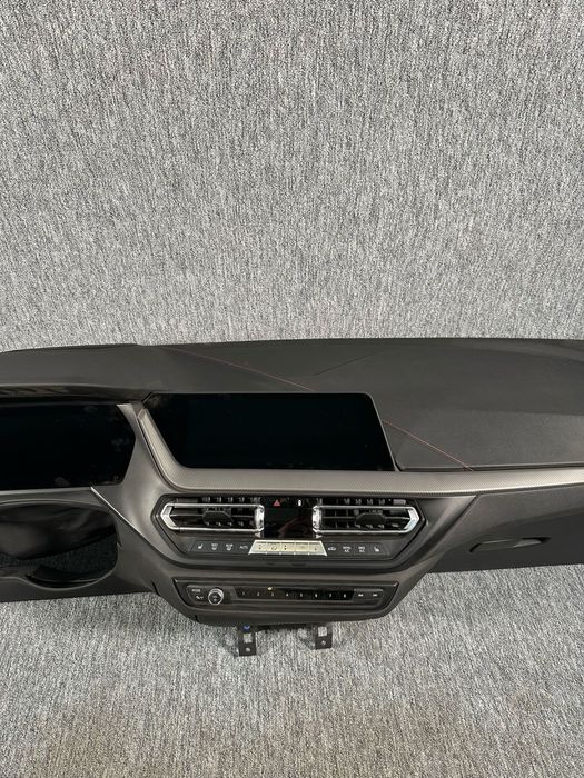 Plansa Bord Bmw seria 1 F40 seria 2 F44 originala