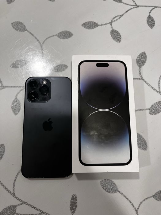 Продам 14 про макс