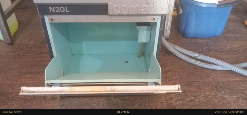 Ледогенератор Isemate