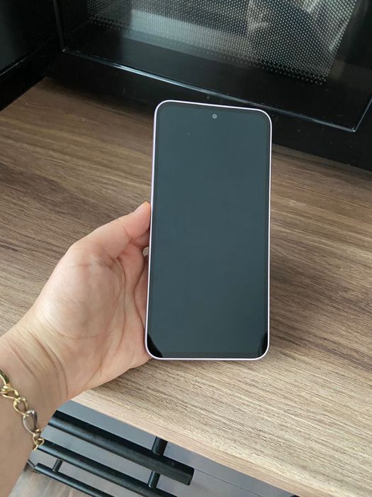 Samsung Galaxy A35 5G 128GB / 6GB RAM Dual SIM Lavender – Като нов