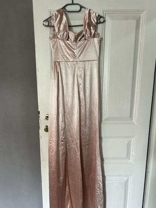 Елегантна Рокля