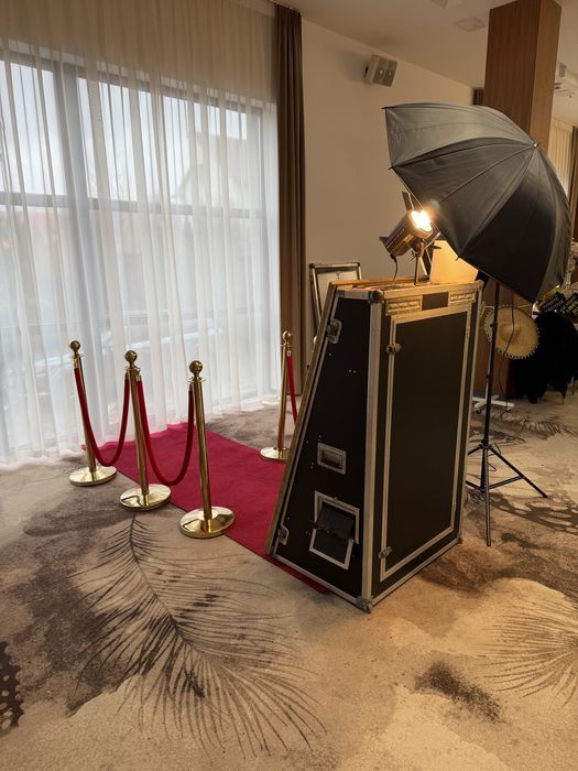 Cabină foto / Photobooth complet + imprimantă DNP + blitzuri Elinchrom