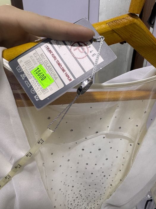 Нежное платье белое