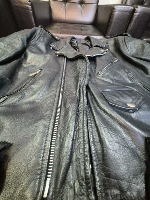 Продам кожаную курту и мотошлем