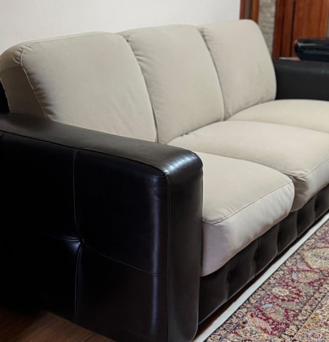 Vanzare set canapea cu 2 fotolii