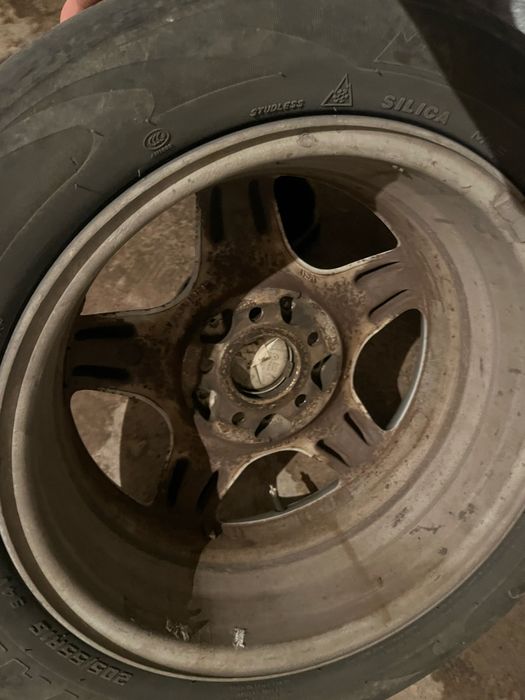 Титанка на мерс R16