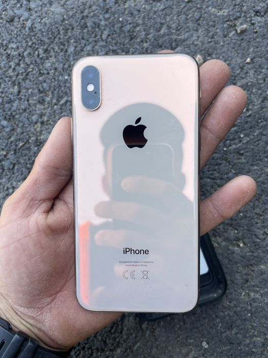 Продаю Iphone Xs