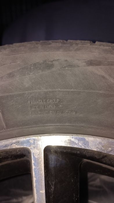 Продам Комплект Шин с Дисками