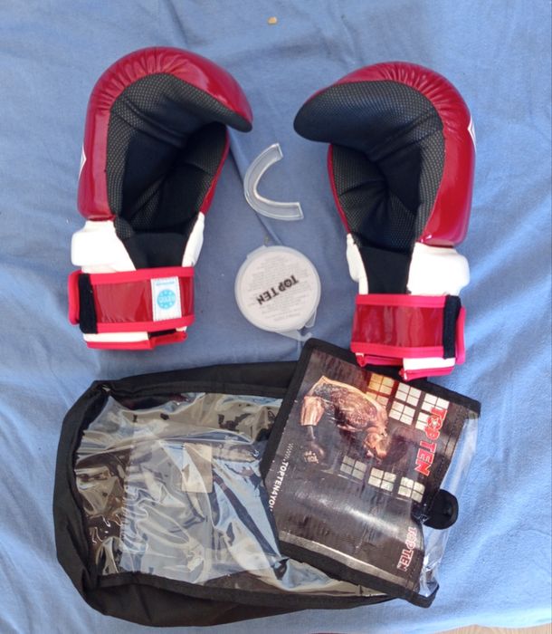 Екипировка за кикбокс.