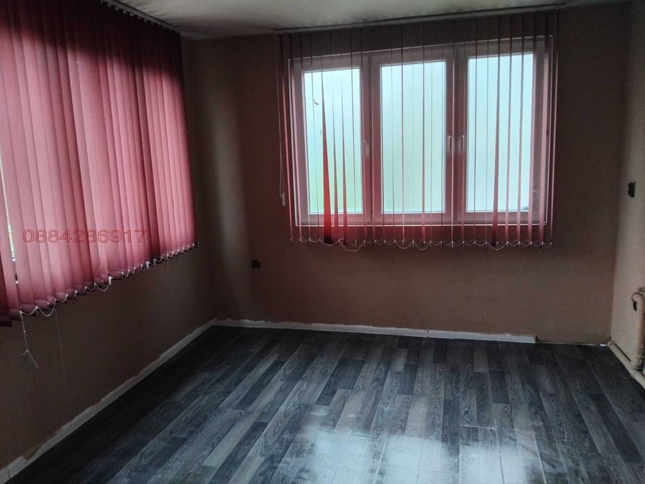 Продава се Къща в Кюстендил, Върташево - 210 кв.м за 1072 €/кв.м - Снимка #6