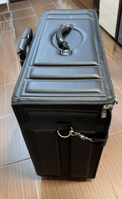 Geanta optica troller rame de vedere 192 pozitii, stare buna!