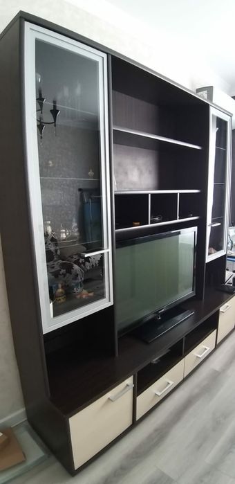 Стенка в гостиную