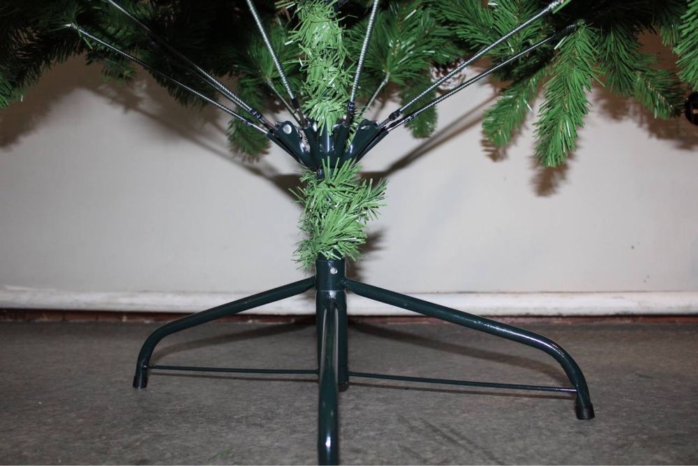 Елки новогоднии искуственные