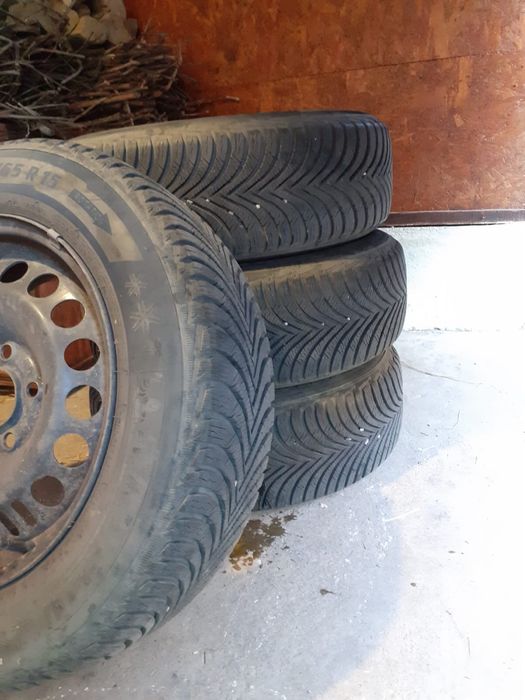 Set jante+anvelope iarna Michelin Alpin 5- 195/65 R15