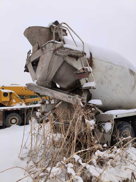 Sinotruk HOWO ZZ5257GJBN3241 – автобетоносмеситель (миксер)