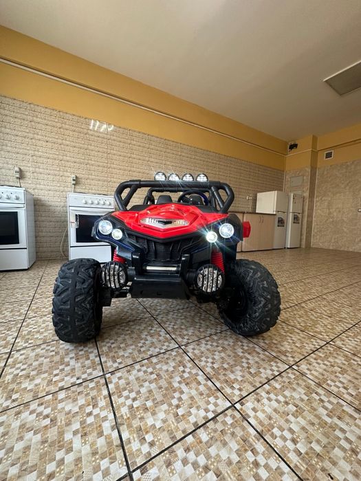 Детский машина двух мест