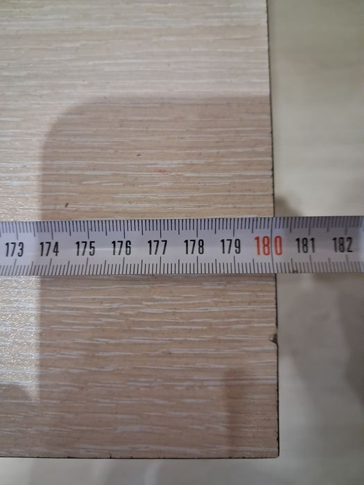 Телевизионен шкаф