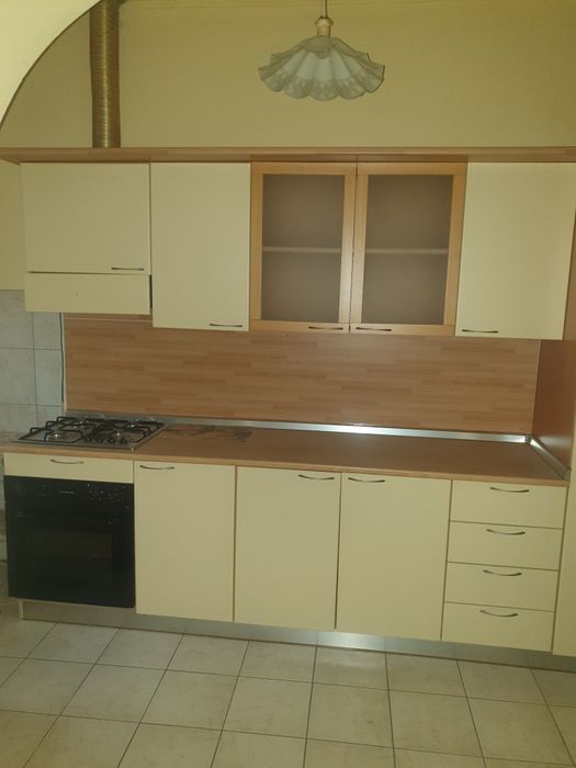 Vând casă în Pârneava, str. Oituz, teren 953 mp