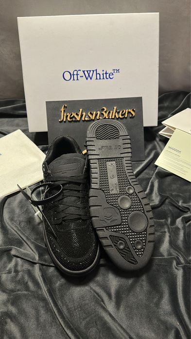 Off White Out Of Office Black Diamonds (size 43)