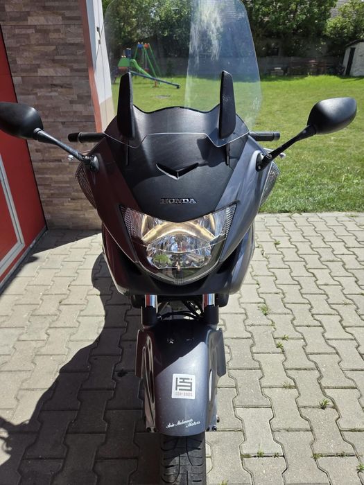 Honda Deauville NT700V | ABS si CBS | Rate Fixe | BuyBack | Livrare Gratuită