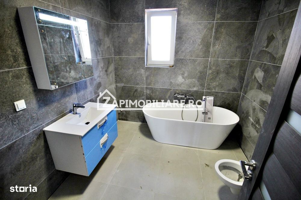 Casa 4 camere la cheie,130 mp,500 mp teren,cartier Unirii