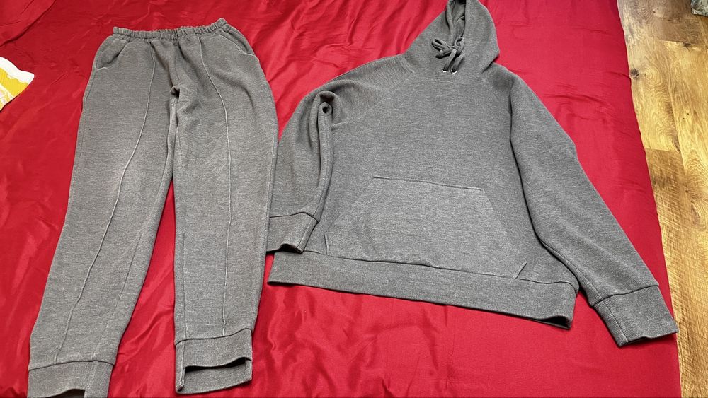 Продам костюм размер 46-48