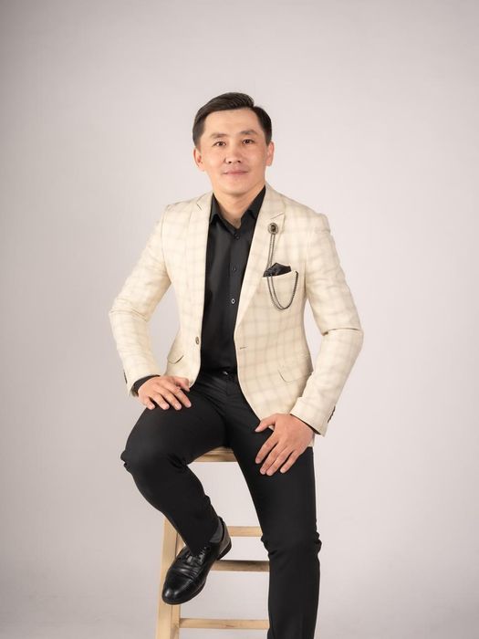 Асаба/тамада/шоумен