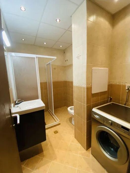 Дава се под наем Тристаен апартамент в София, Младост 4 - 85 кв.м за 698.19 € - Снимка #6