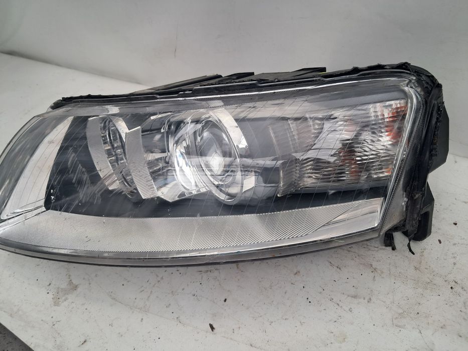 Фар Audi A6 2004/2014г