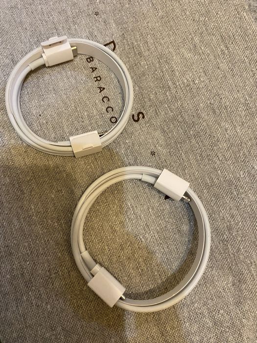 Кабель Apple USB-C to Lightning