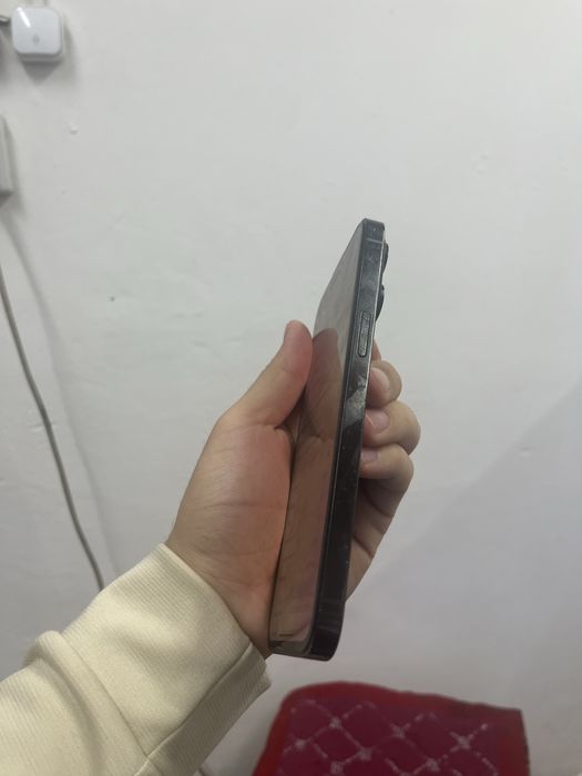 14 про макс сатылады 512