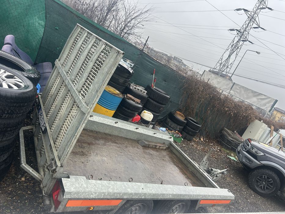 Vand remorca utilaj 2017