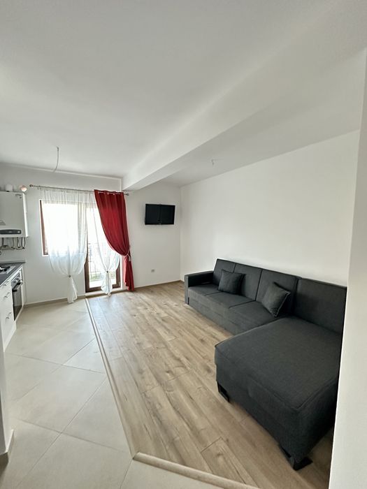 Inchiriez apartament 2 camere open space