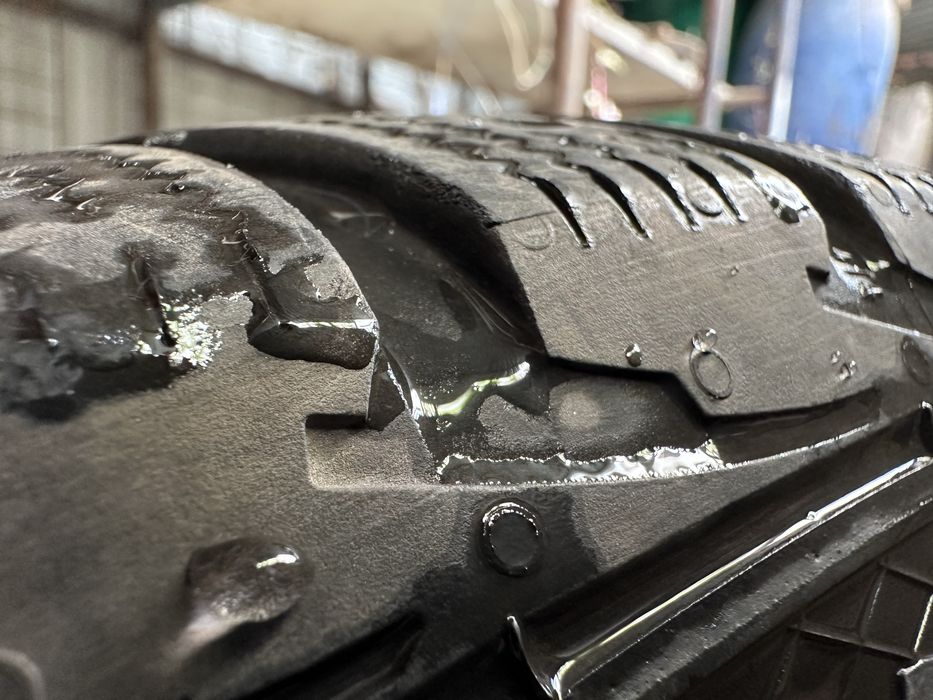 Продаются зимние шины в хорошем состоянии