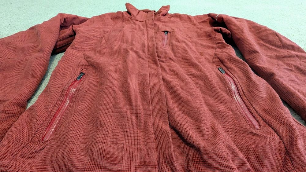 Geaca ski dama Columbia mărimea M, schi, fashion, gen mammut, salomon