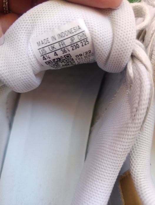 Маратонки Adidas 36 2/3