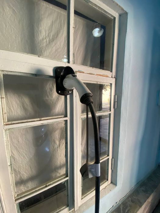 BYD Zaryadlash qurilmasi