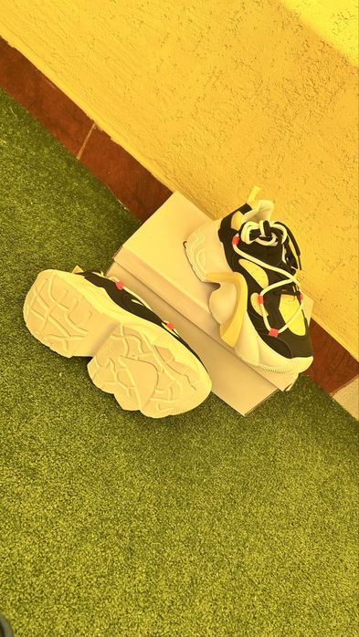 Дамски сникърси маратонки