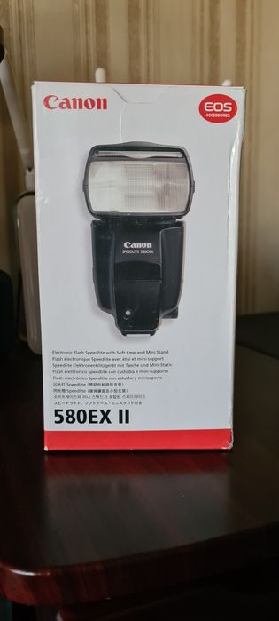 /Фотоаппарат Canon 5D Mark lll  + объективы +.