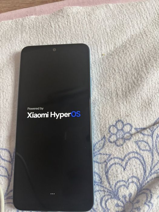 Телефон Redmi Note 12