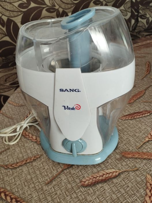 Продавам кафемашина