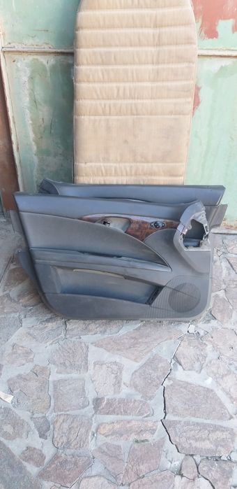 Продам обшивки от 211 мерседеса